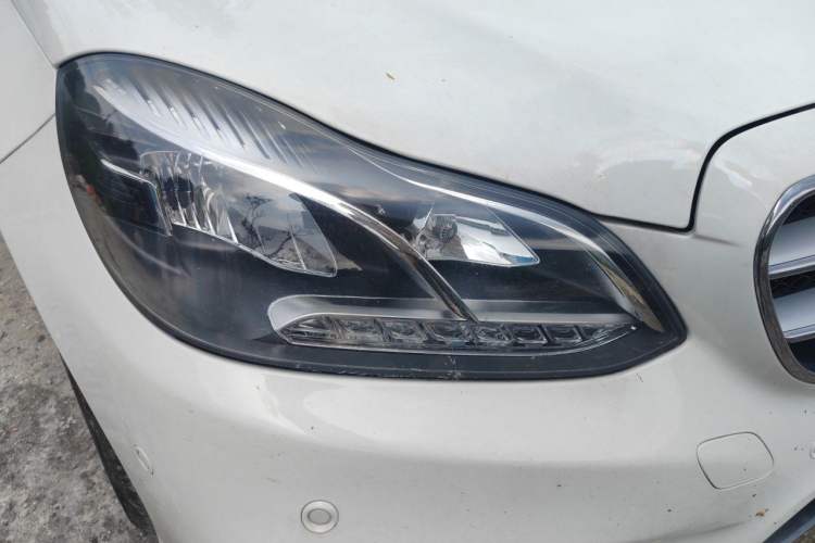 Used Mercedes-Benz E-Class 2015 Revised E 260 L Right Front Headlight