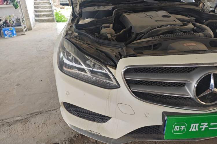 Used Mercedes-Benz E-Class 2015 Facelift E 200 L Sport Edition Right Front Headlight