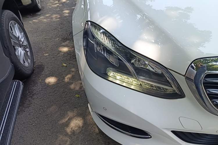 Used Mercedes-Benz E-Class 2015 E 200 L Right Front Headlight