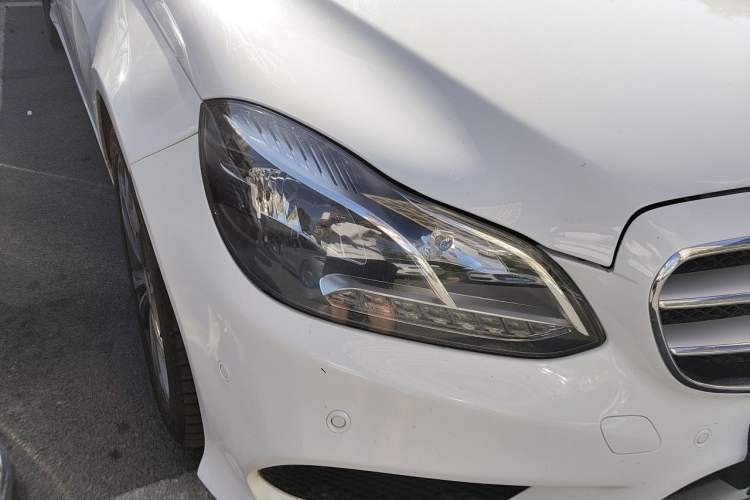 Used Mercedes-Benz E-Class 2015 E 260 L Sport Edition Right Front Headlight