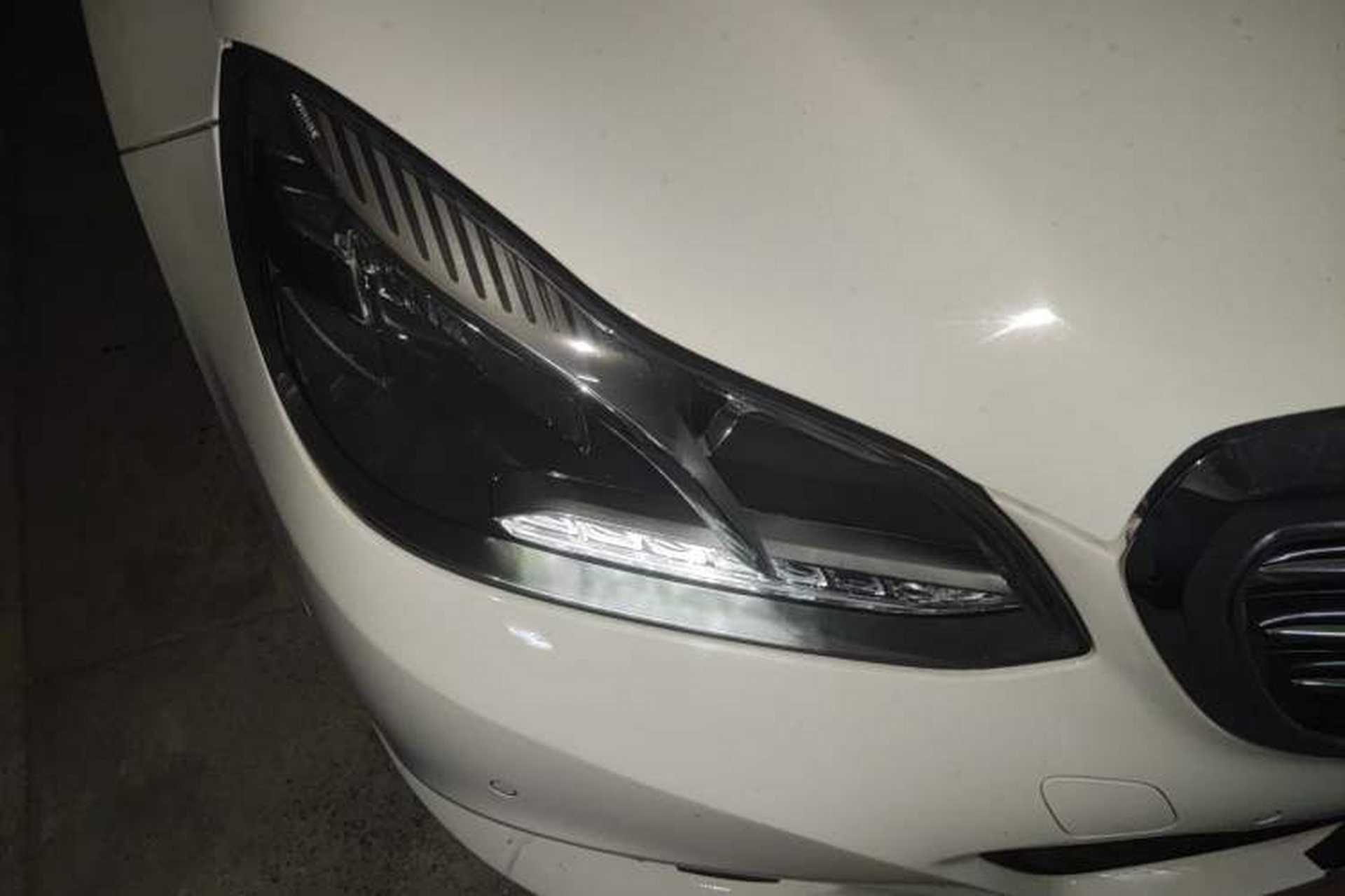 Used Mercedes-Benz E-Class 2015 E 260 L Right Front Headlight