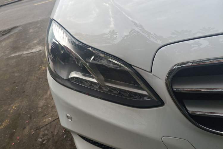 Used Mercedes-Benz E-Class 2015 Facelift E 200 L Sport Edition Right Front Headlight