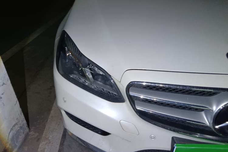 Used Mercedes-Benz E-Class 2015 E 200 L Sport Edition Right Front Headlight