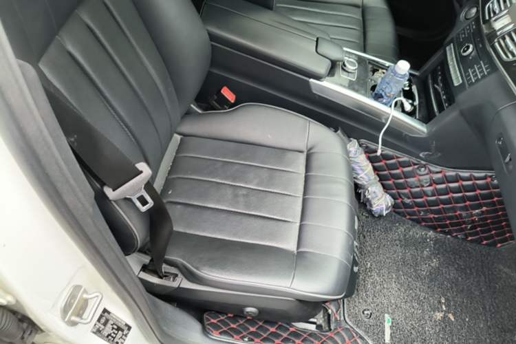 Used Mercedes-Benz E-Class 2015 Restyled E 260 L Sport Edition Right Front Seat