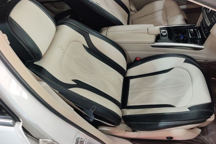 Used Mercedes-Benz E-Class 2015 Facelift E 200 L Sport Edition Right Front Seat