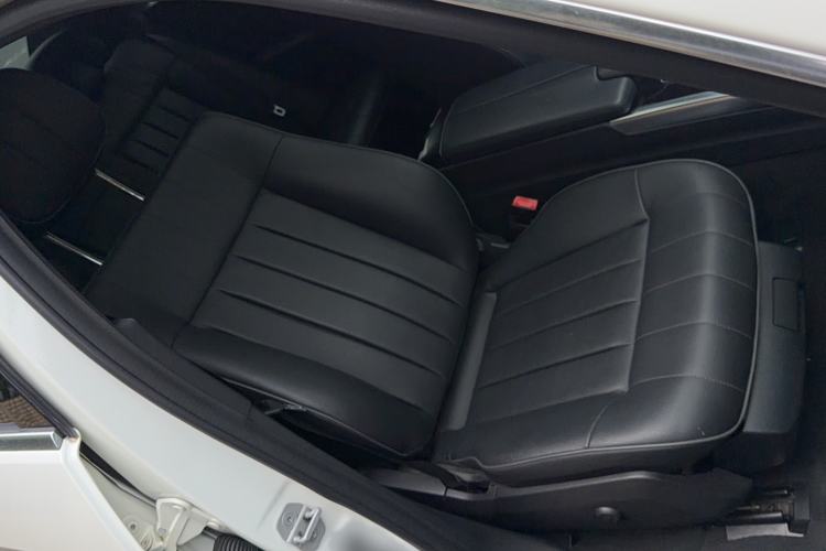Used Mercedes-Benz E-Class 2015 E 260 L Sport Edition Right Front Seat