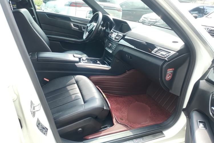 Used Mercedes-Benz E-Class 2015 Restyled E 260 L Sport Edition Right Front Seat