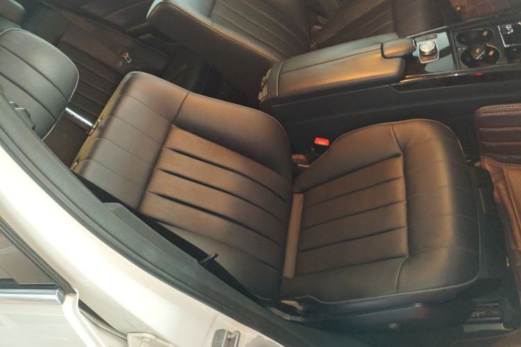 Used Mercedes-Benz E-Class 2015 E 260 L Sport Edition Right Front Seat