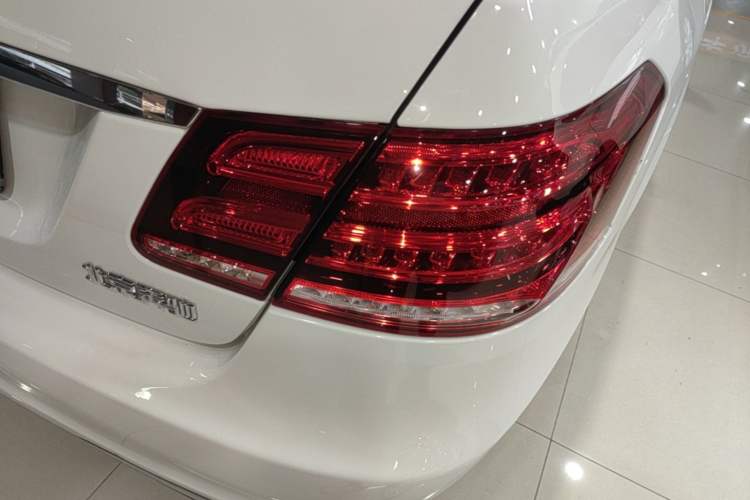 Used Mercedes-Benz E-Class 2015 Restyled E 260 L Sport Edition Right Rear Taillight