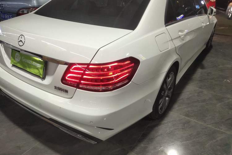 Used Mercedes-Benz E-Class 2015 Facelift E 200 L Sport Edition Right Rear Taillight