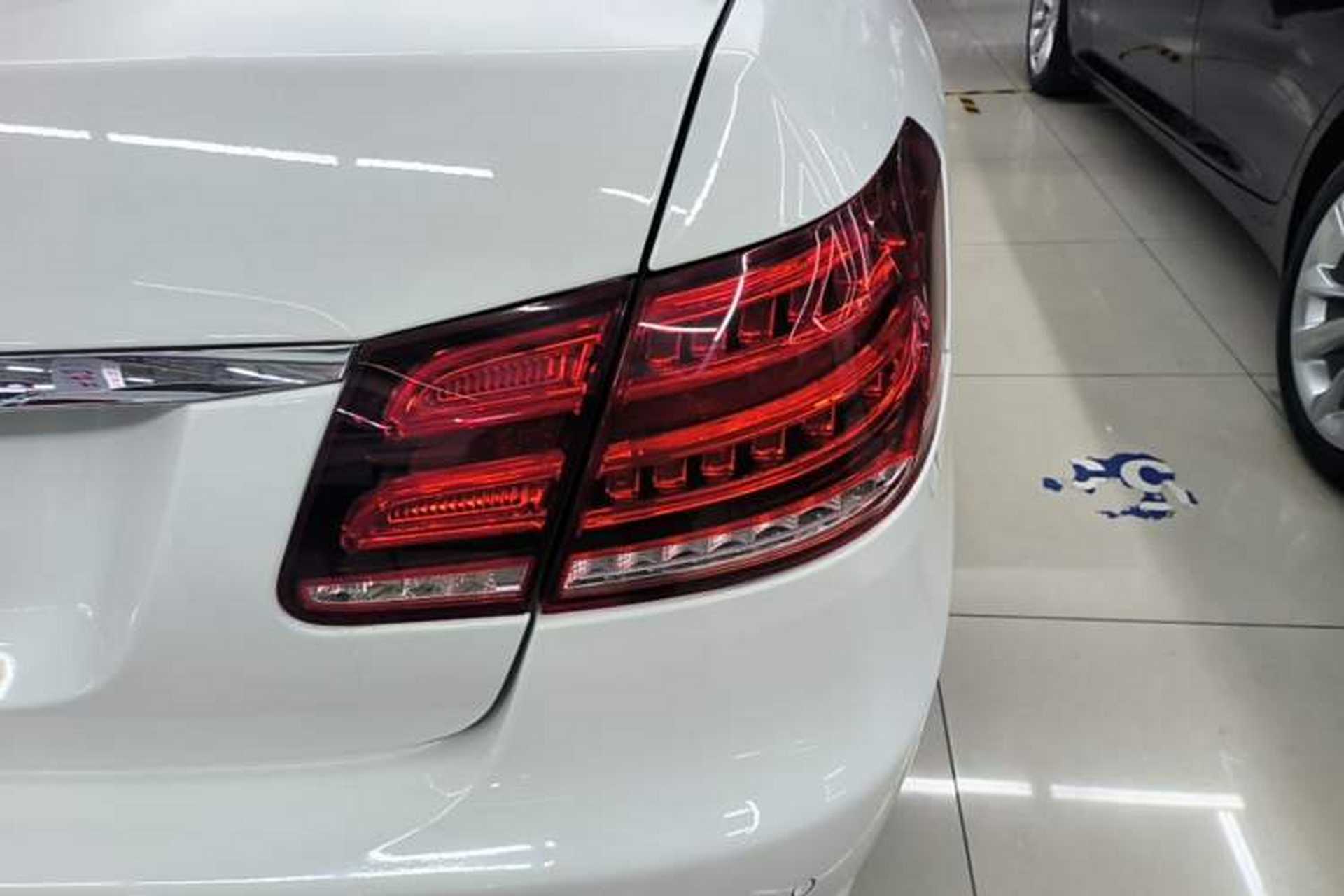 Used Mercedes-Benz E-Class 2015 E 260 L Sport Edition Right Rear Taillight