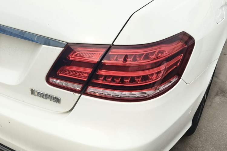 Used Mercedes-Benz E-Class 2015 Restyled E 260 L Sport Edition Right Rear Taillight