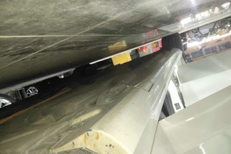 Used Mercedes-Benz E-Class 2015 Facelift E 200 L Sport Edition Right Side Sill