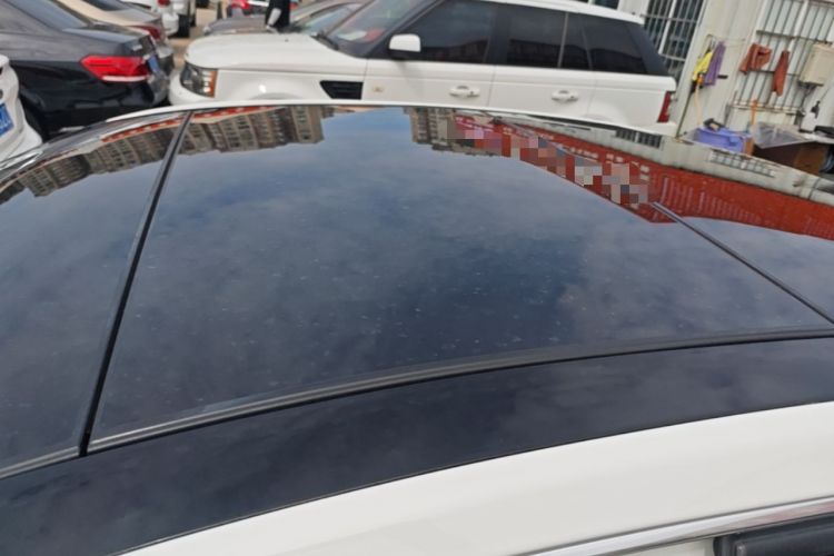 Used Mercedes-Benz E-Class 2015 Facelift E 200 L Roof