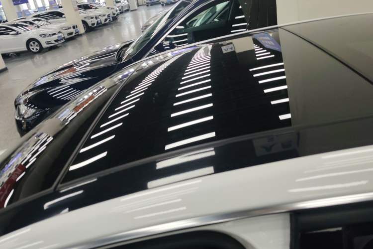 Used Mercedes-Benz E-Class 2015 Facelift E 200 L Sport Edition Roof