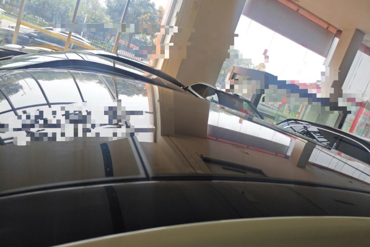 Used Mercedes-Benz E-Class 2015 Facelift E 200 L Sport Edition Roof