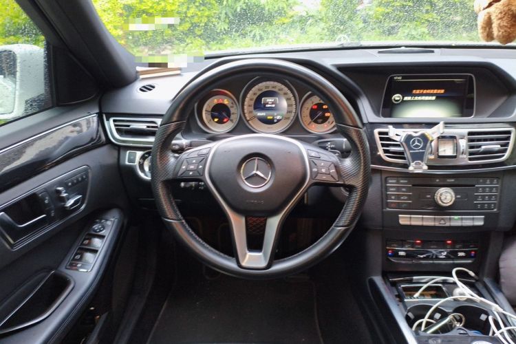 Used Mercedes-Benz E-Class 2015 Restyled E 260 L Sport Edition Steering Wheel