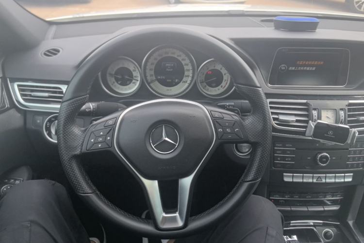 Used Mercedes-Benz E-Class 2015 E 260 L Sport Edition Steering Wheel