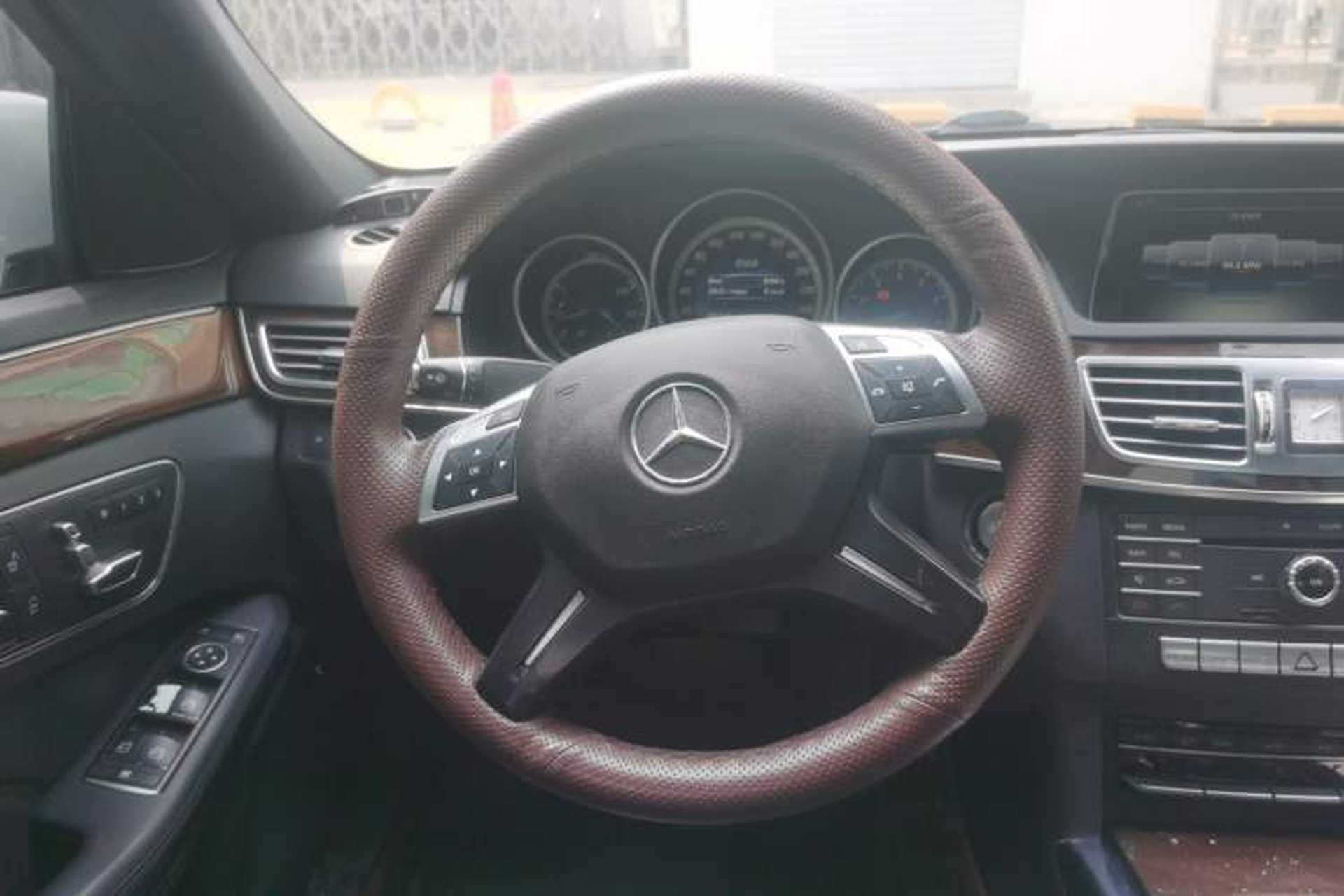 Used Mercedes-Benz E-Class 2015 Facelift E 200 L Steering Wheel