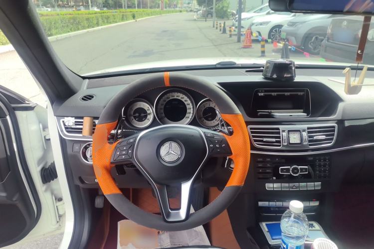 Used Mercedes-Benz E-Class 2015 E 200 L Sport Edition Steering Wheel