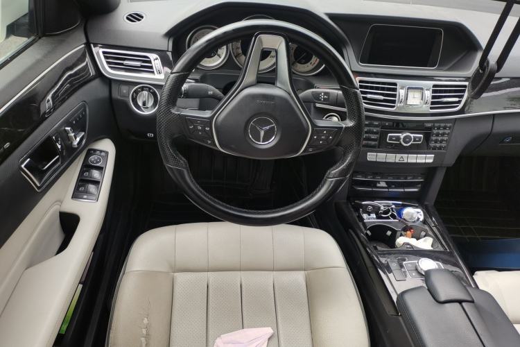 Used Mercedes-Benz E-Class 2015 E 260 L Sport Edition Steering Wheel