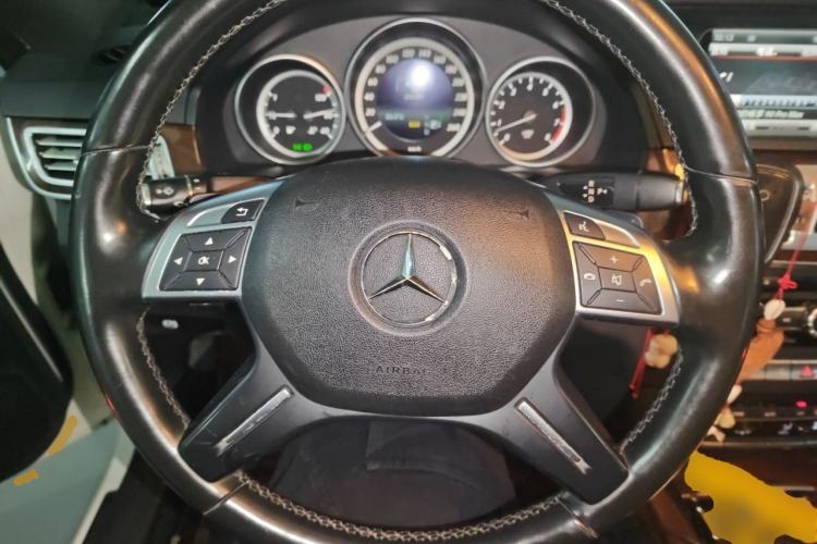 Used Mercedes-Benz E-Class 2015 E 200 L Steering Wheel