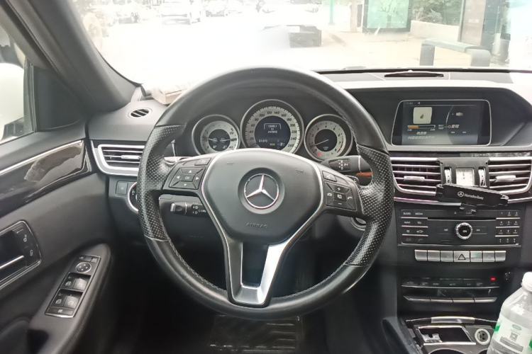 Used Mercedes-Benz E-Class 2015 Revised E 180 L Sport Edition Steering Wheel