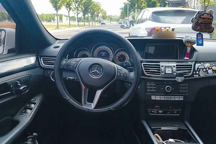 Used Mercedes-Benz E-Class 2015 E 260 L Sport Edition Steering Wheel