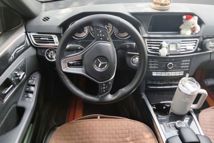 Used Mercedes-Benz E-Class 2015 E 260 L Sport Edition Steering Wheel