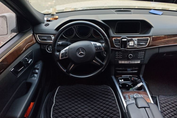 Used Mercedes-Benz E-Class 2015 E 200 L Steering Wheel