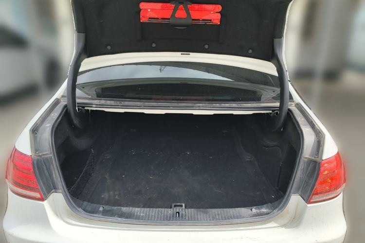 Used Mercedes-Benz E-Class 2015 Restyled E 260 L Sport Edition Trunk