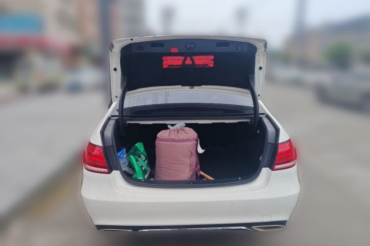 Used Mercedes-Benz E-Class 2015 E 200 L Sport Edition Trunk