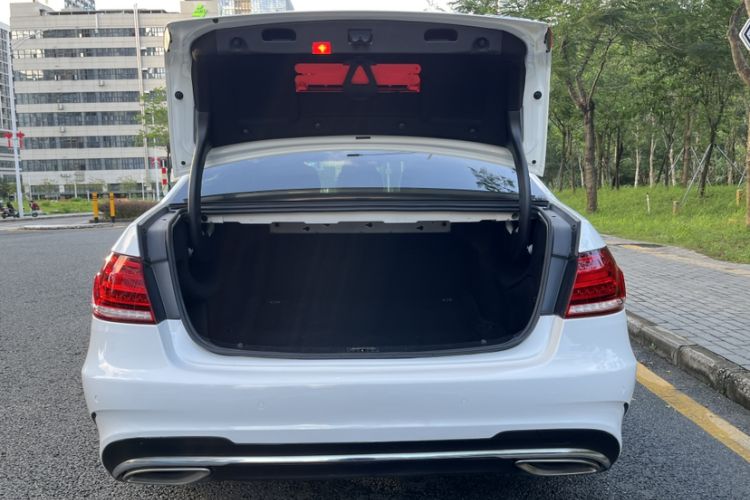 Used Mercedes-Benz E-Class 2015 Restyled E 260 L Sport Edition Trunk