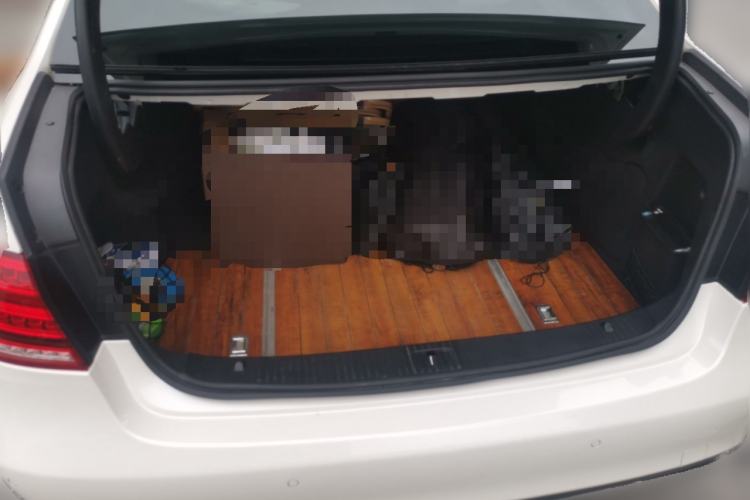 Used Mercedes-Benz E-Class 2015 E 260 L Trunk