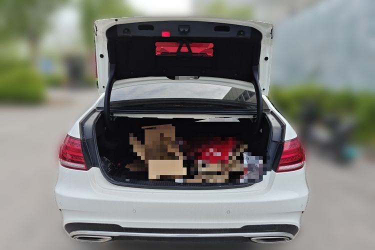 Used Mercedes-Benz E-Class 2015 Facelift E 200 L Sport Edition Trunk