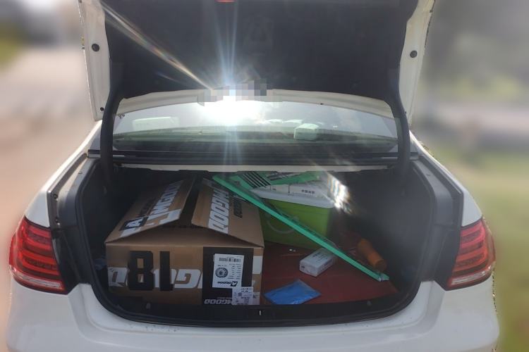Used Mercedes-Benz E-Class 2015 E 200 L Trunk