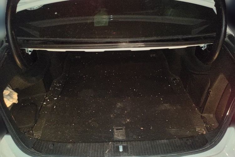 Used Mercedes-Benz E-Class 2015 E 260 L Trunk