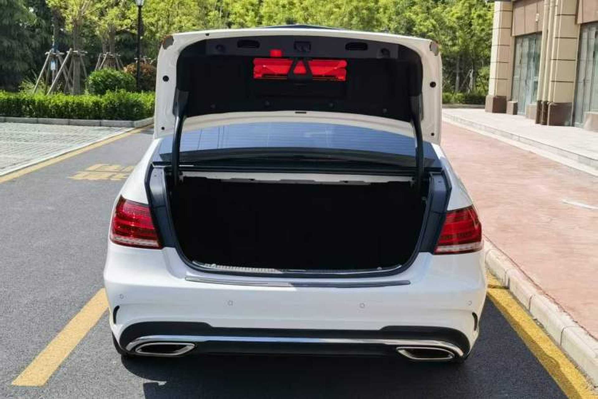 Used Mercedes-Benz E-Class 2015 Facelift E 200 L Sport Edition Trunk