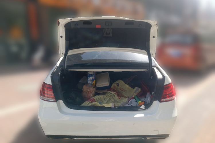 Used Mercedes-Benz E-Class 2015 E 200 L Trunk