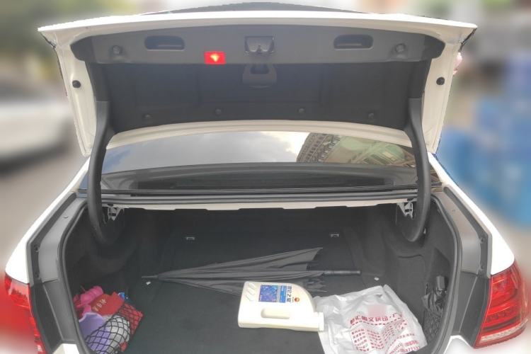 Used Mercedes-Benz E-Class 2015 E 260 L Sport Luxury Model Trunk
