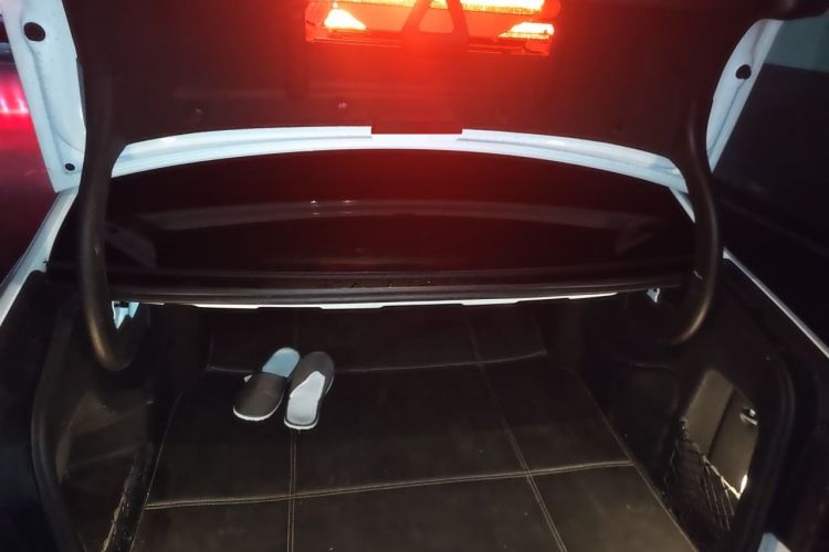 Used Mercedes-Benz E-Class 2015 E 260 L Sport Edition Trunk