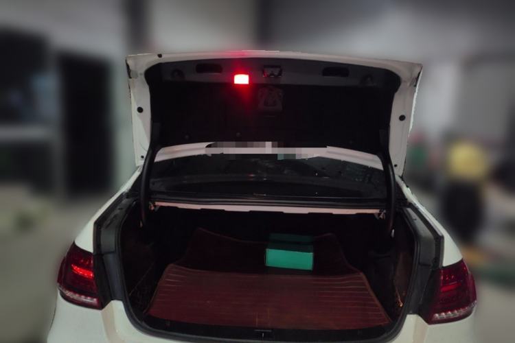 Used Mercedes-Benz E-Class 2015 E 260 L Sport Edition Trunk