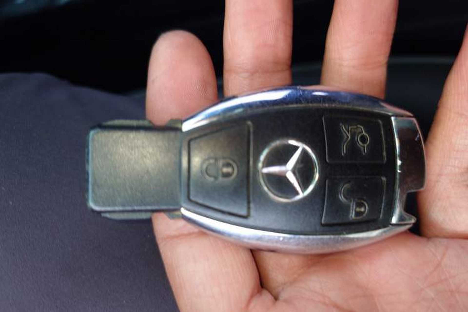 Used Mercedes-Benz E-Class 2015 E 200 L Sport Edition Vehicle Key