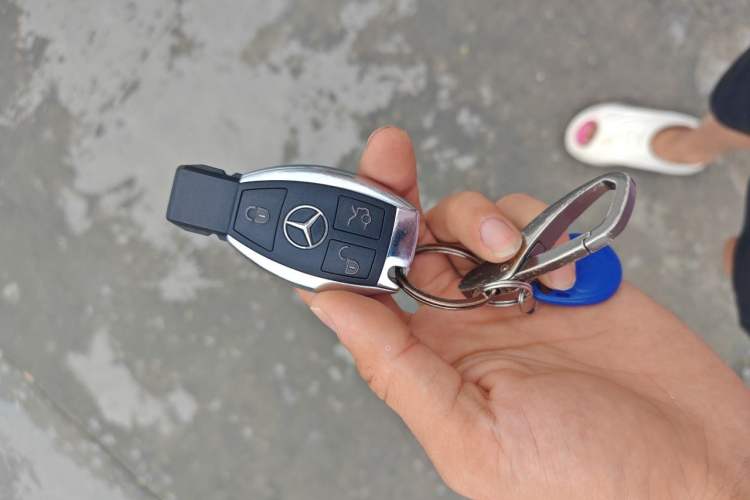 Used Mercedes-Benz E-Class 2015 E 200 L Sport Edition Vehicle Key