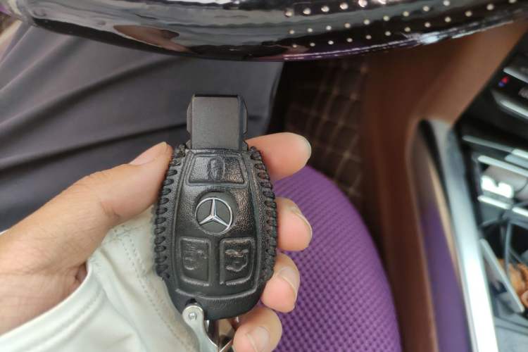 Used Mercedes-Benz E-Class 2015 Revised E 180 L Sport Edition Vehicle Key
