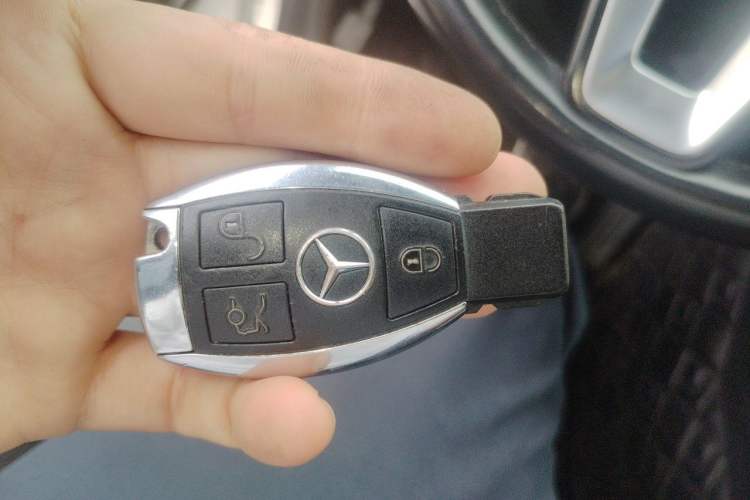 Used Mercedes-Benz E-Class 2015 Restyled E 260 L Sport Edition Vehicle Key