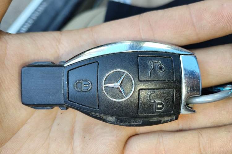 Used Mercedes-Benz E-Class 2015 E 260 L Sport Edition Vehicle Key