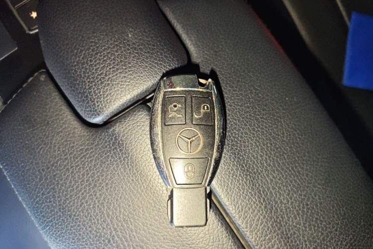 Used Mercedes-Benz E-Class 2015 Restyled E 260 L Sport Edition Vehicle Key