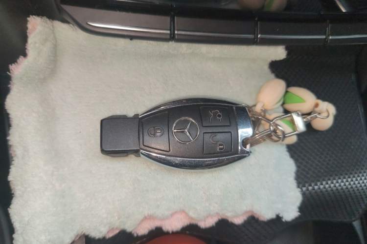 Used Mercedes-Benz E-Class 2015 E 260 L Sport Edition Vehicle Key