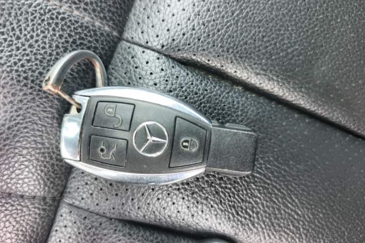 Used Mercedes-Benz E-Class 2015 Revised E 260 L Sporty and Stylish Edition Vehicle Key